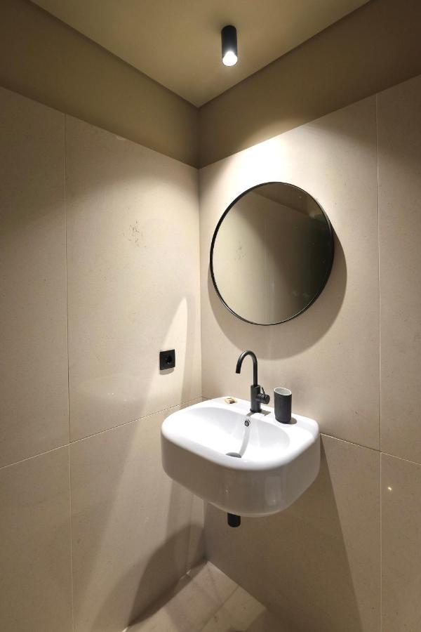 Oporto CoLiving Circunvalação 13250 Senhora da Hora Exterior foto